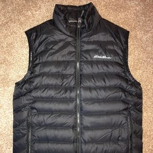 Men’s Eddie Bauer insulated vest size small